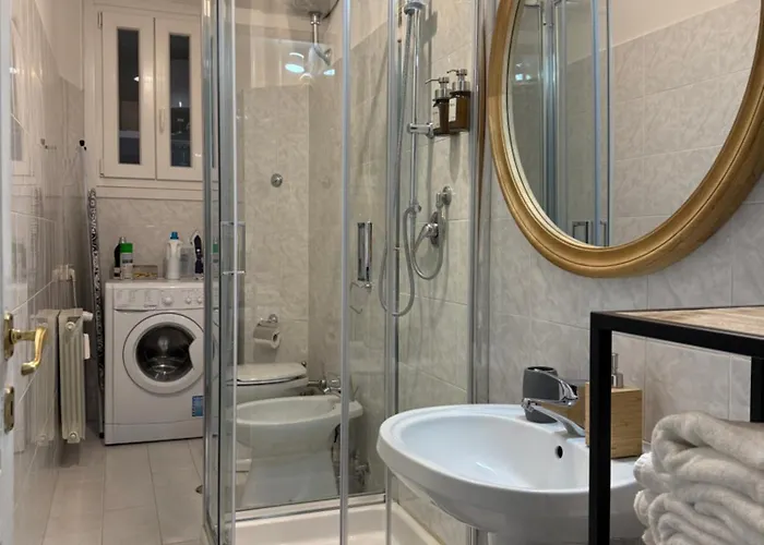 Pietra Apartment,colosseo *